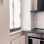 Kanzler, App 110 *