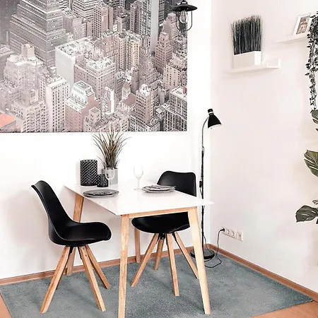 Kanzler, App 110 * Chemnitz