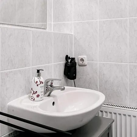 Apartman Gemuetlich Wohnen Am Kassberg Im Hochparterre, Zwischen Baecker Und Restaurants Chemnitz